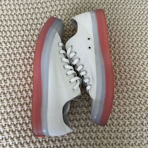 Men’s White/Wild Mango Converse - Size 11.5